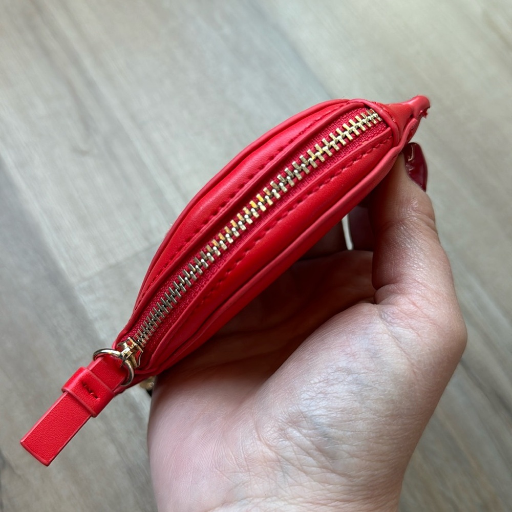 DVF x Target 💋 Red Lips Coin Purse Bag Charm Mini Kiss Diane Von Furstenberg - Picture 4 of 9